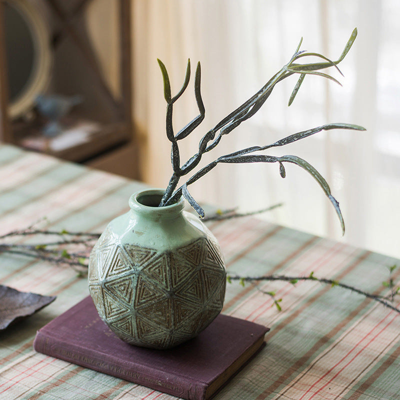 Multi-Grain Porcelain Vase
